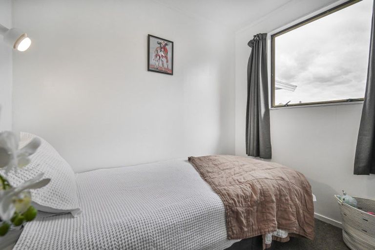 Photo of property in 4/702 Grays Road, Mahora, Hastings, 4120