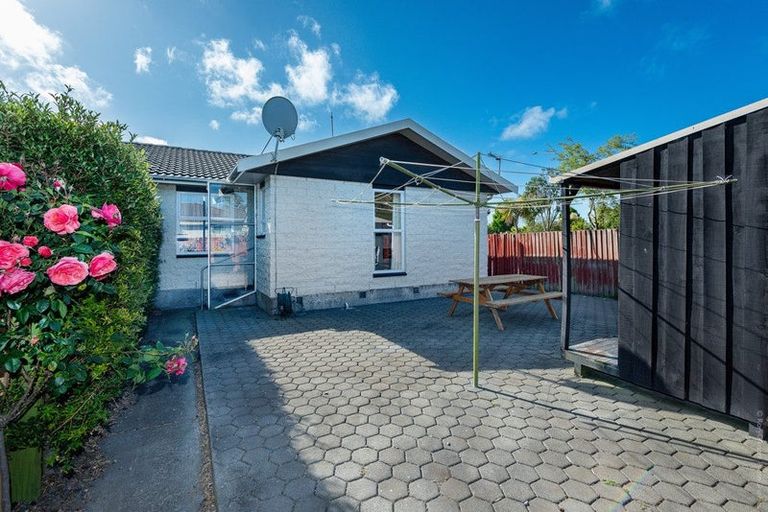 Photo of property in 1/138 Wainoni Road, Avondale, Christchurch, 8061