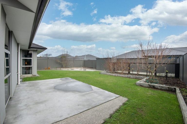 Photo of property in 15 Caledonia Drive, Mosgiel, 9024