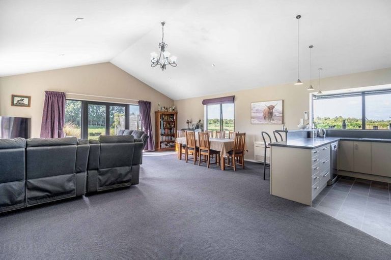 Photo of property in 121 Mason Road, Seaward Bush, Invercargill, 9871