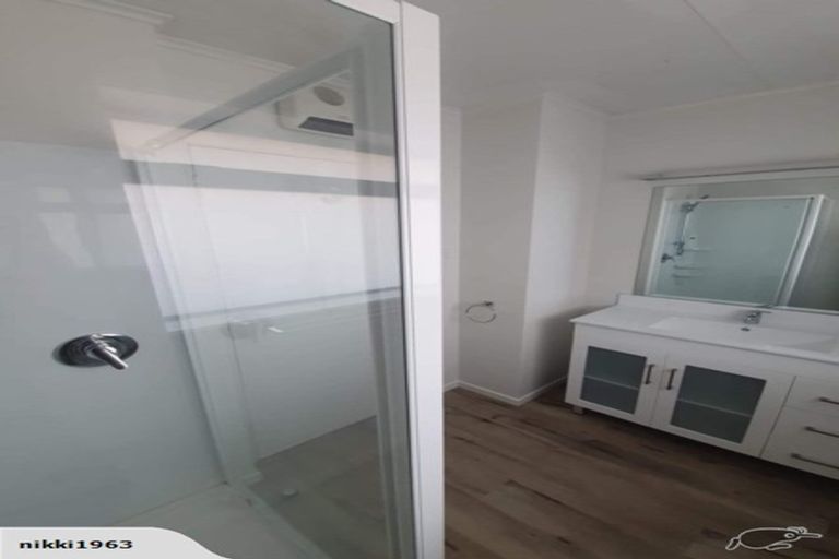 Photo of property in 98 Greenhaven Drive, Burwood, Christchurch, 8083