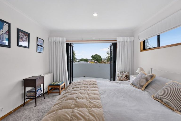 Photo of property in 34 The Esplanade, Westshore, Napier, 4110