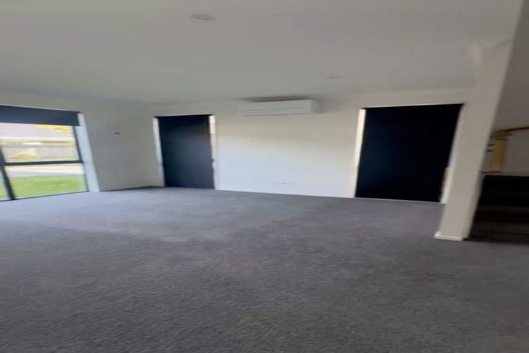 Photo of property in 6b Jern Place, Eastern Beach, Auckland, 2012