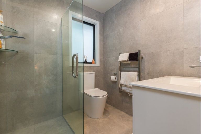 Photo of property in 28a Alfred Street, Roslyn, Palmerston North, 4414