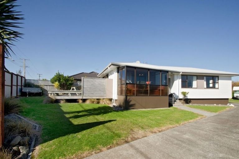 Photo of property in 204 Ngatai Road, Otumoetai, Tauranga, 3110