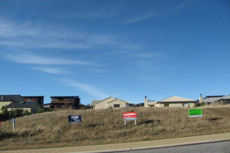 Photo of property in 79 Kings Drive, Wanaka, 9305