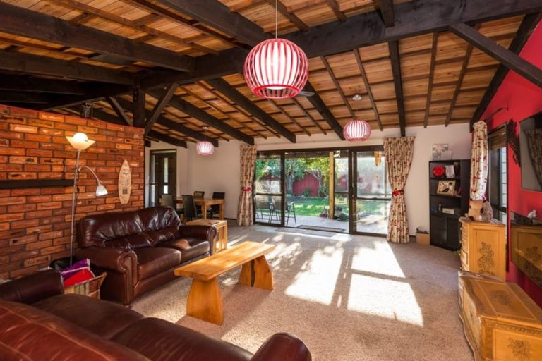 Photo of property in 371a Pine Avenue, South New Brighton, Christchurch, 8062