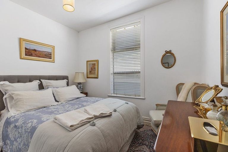 Photo of property in 55 Mitchell Street, Brooklyn, Wellington, 6021