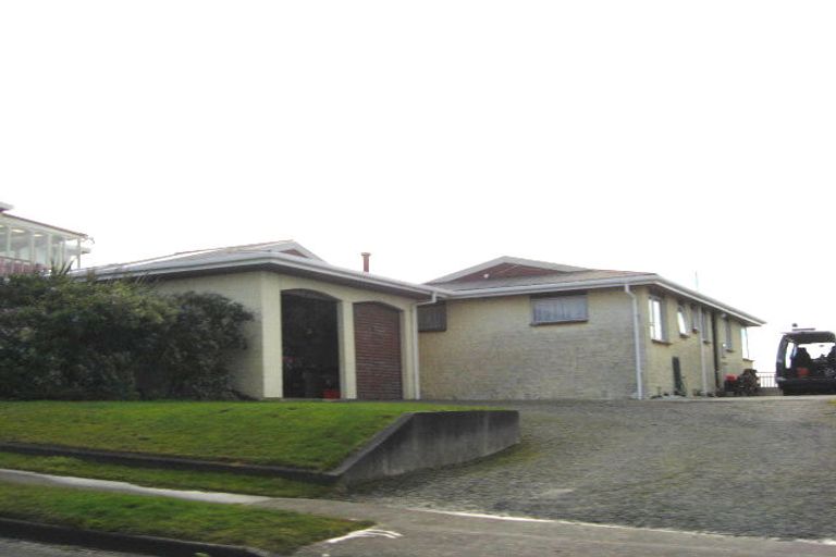 Photo of property in 327 Barrow Street, Bluff, 9814