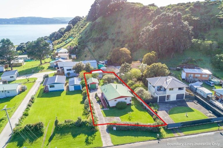 Photo of property in 107 Cooper Drive, Kawhia, 3889