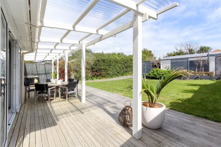 Photo of property in 20 Fitzroy Road, Fitzroy, New Plymouth, 4312