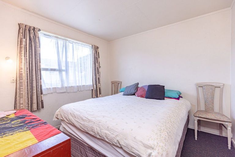 Photo of property in 8 Queen Street, Aramoho, Whanganui, 4500