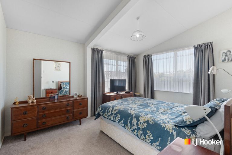Photo of property in 29 Estuary Crescent, Fairfield, Dunedin, 9018