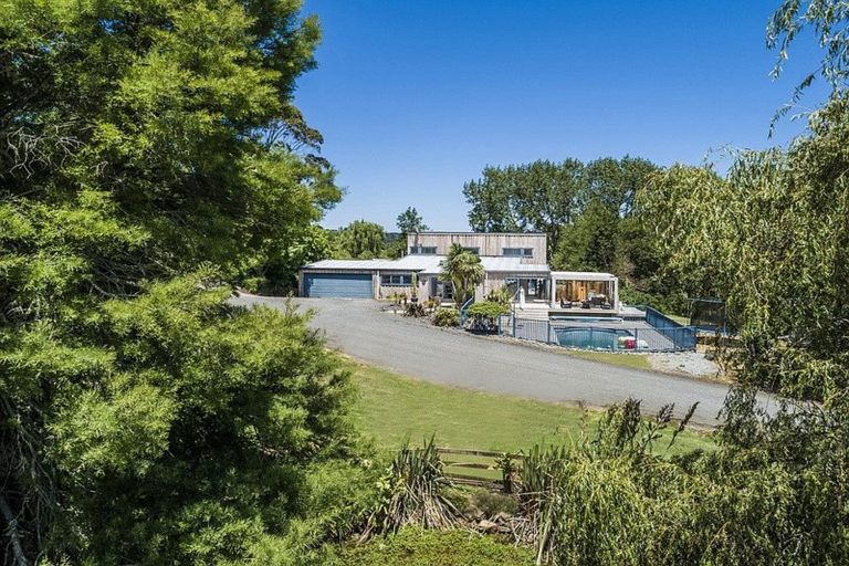 Photo of property in 174 Bawden Road, Dairy Flat, Albany, 0792