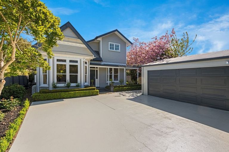 Photo of property in 77 Idris Road, Fendalton, Christchurch, 8052