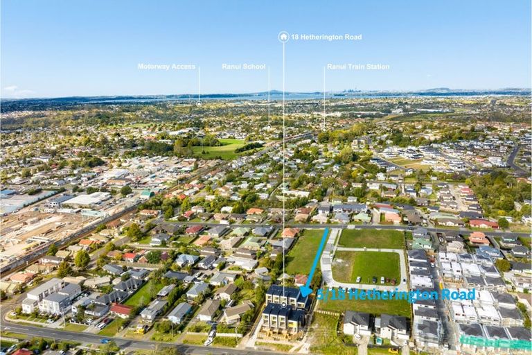 Photo of property in 5/18 Hetherington Road, Ranui, Auckland, 0612