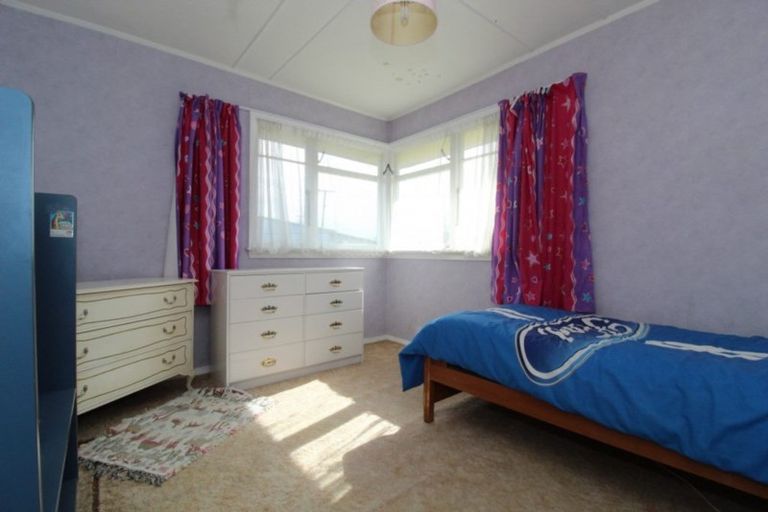 Photo of property in 19 Rugby Street, Waimate, 7924