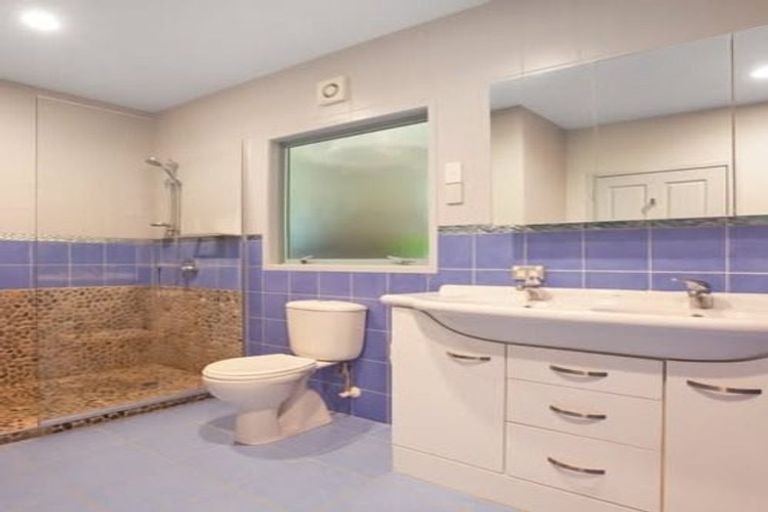 Photo of property in 4 Bush Point Road, Cable Bay, 0420