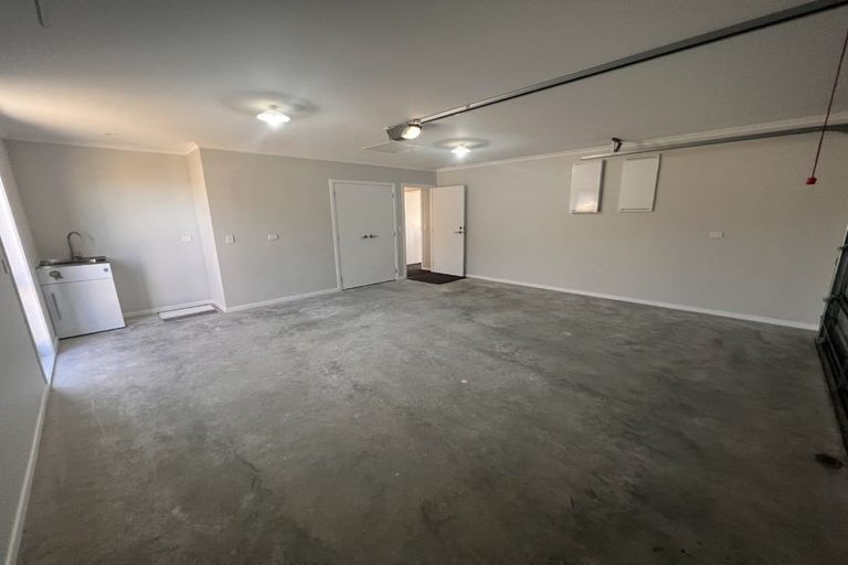 Photo of property in 5a Wexford Crescent, Halswell, Christchurch, 8025