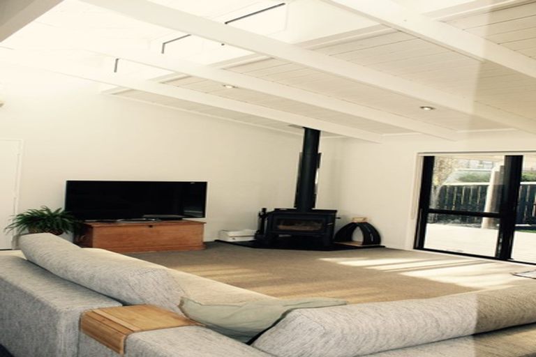 Photo of property in 10 Tokay Place, Huapai, Kumeu, 0810