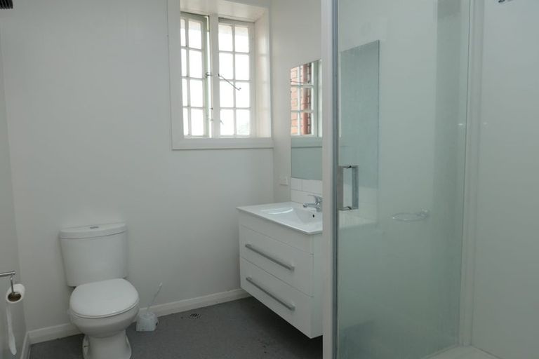 Photo of property in 84a Salamanca Road, Kelburn, Wellington, 6012