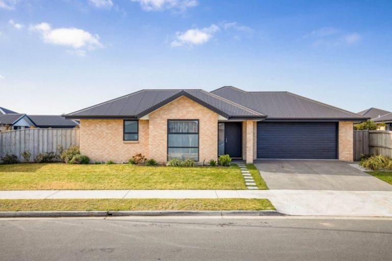 Photo of property in 48 Sutherland Drive, Kaiapoi, 7630