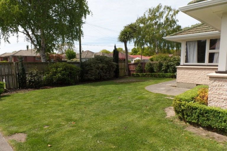 Photo of property in 1/25 Bevington Street, Avonhead, Christchurch, 8042