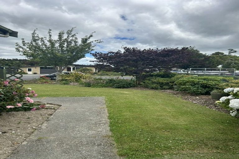 Photo of property in 25 Hillary Street, Winton, 9720