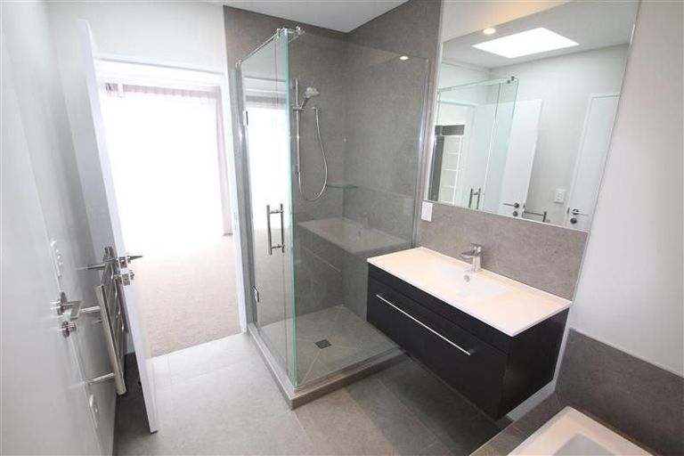 Photo of property in 35 Settlers Avenue, Hobsonville, Auckland, 0618