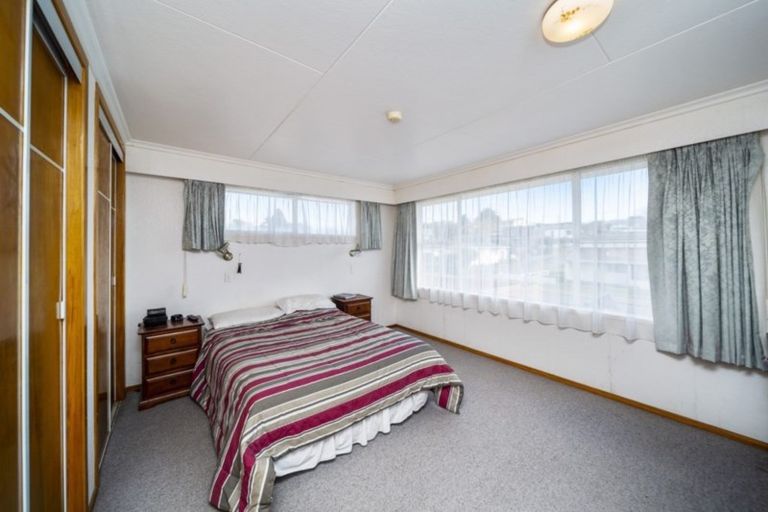 Photo of property in 43 Stafford Street, Waitara, 4320
