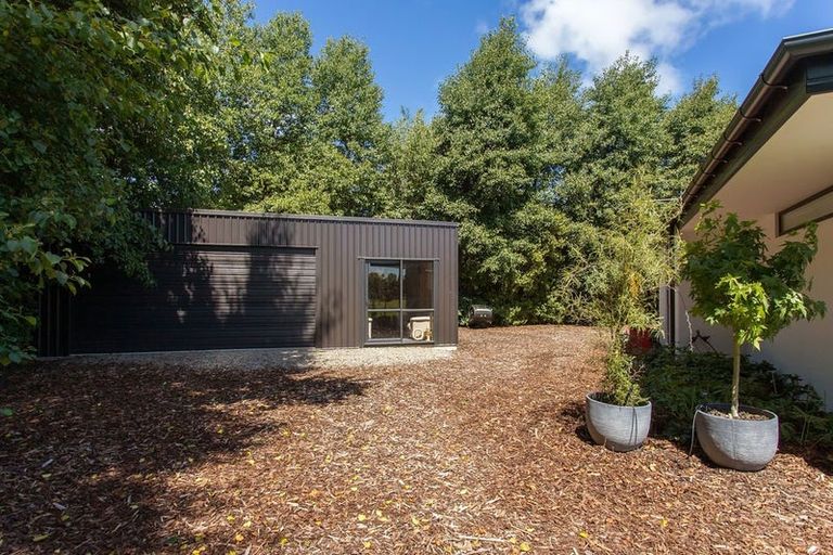 Photo of property in 43 Kingcraft Drive, Prebbleton, Christchurch, 7676