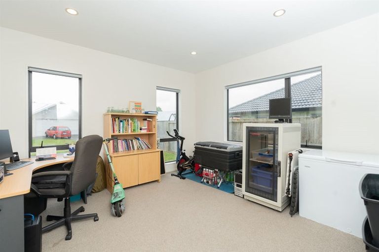 Photo of property in 5 Teatree Close, Huntington, Hamilton, 3210
