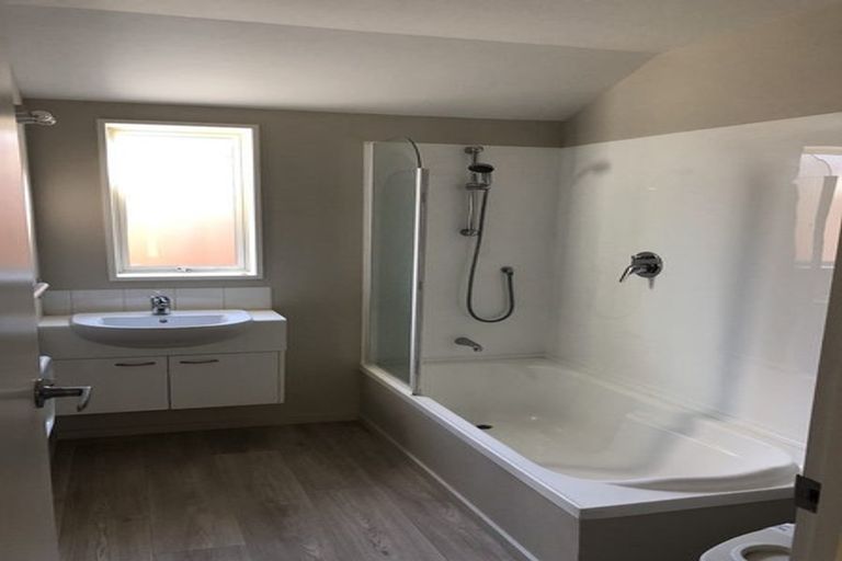 Photo of property in 7 Hurricane Way, Wigram, Christchurch, 8042