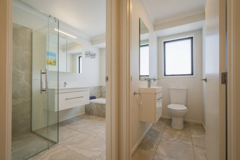 Photo of property in 24 Debenham Drive, Whitianga, 3510