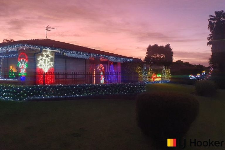 Photo of property in 1 Mull Place, Wattle Downs, Auckland, 2103