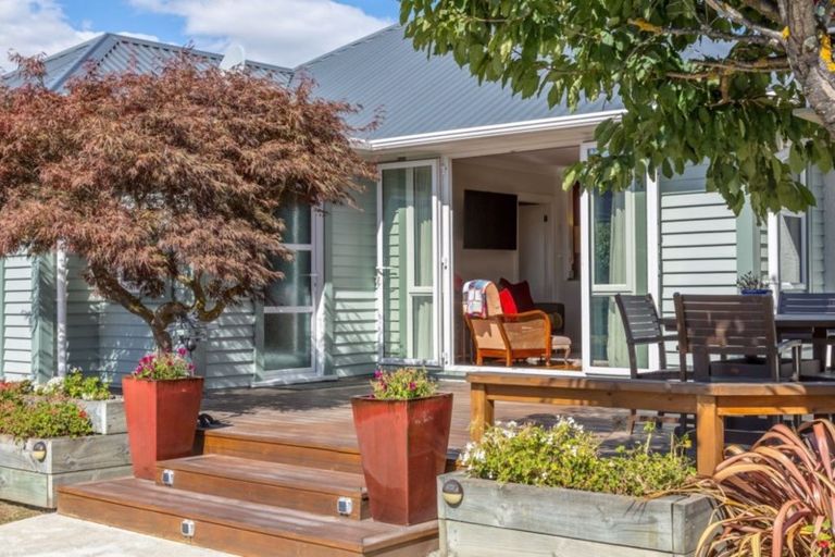 Photo of property in 22 Princess Street, Martinborough, 5711