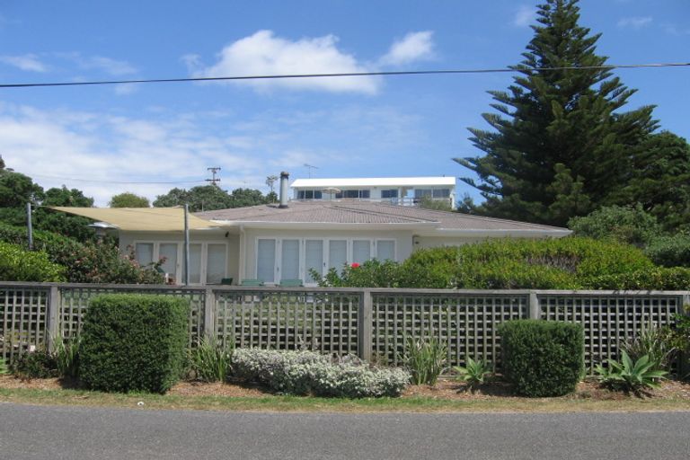 Photo of property in 6 Beach Parade, Oneroa, Waiheke Island, 1081