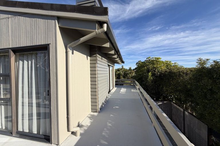 Photo of property in 24 Clovelly Road, Bucklands Beach, Auckland, 2012