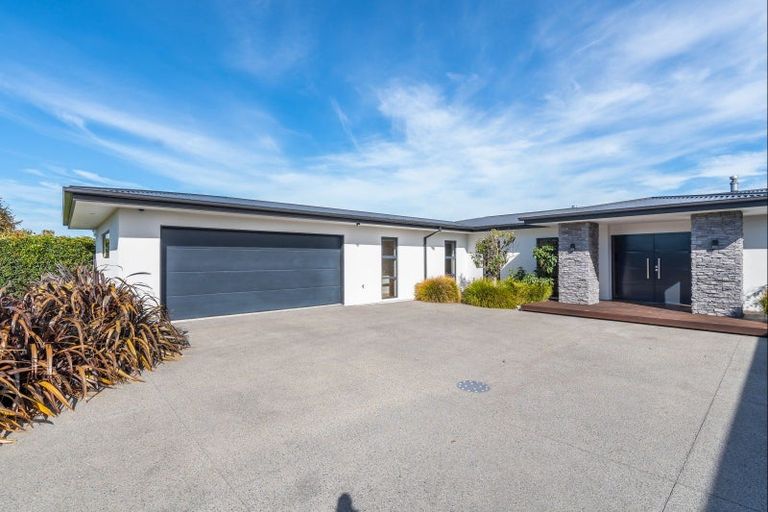 Photo of property in 35 Rossington Drive, West Melton, 7618