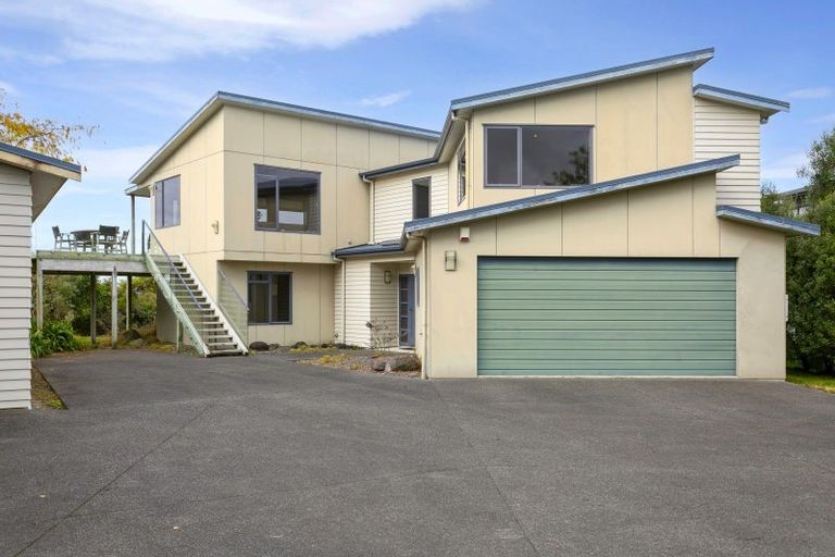 Photo of property in 10 Te Waaka Terrace, Kuratau, Turangi, 3381