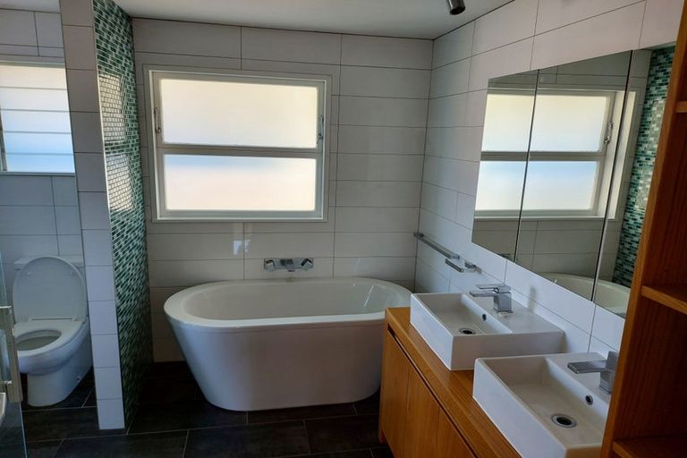 Photo of property in 50 Goods Road, Otumoetai, Tauranga, 3110