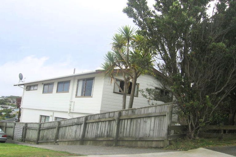 Photo of property in 32 Cypress Drive, Maungaraki, Lower Hutt, 5010