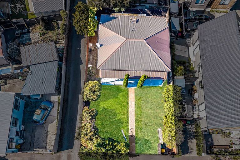 Photo of property in 1/3 Manning Place, Woolston, Christchurch, 8023