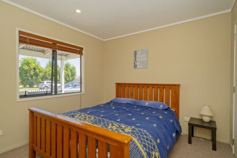 Photo of property in 5 Cholmondeley Crescent, Whitianga, 3510