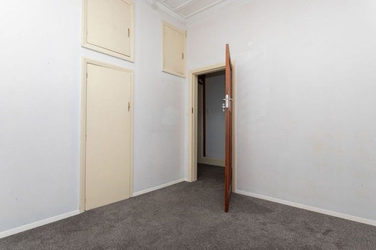 Photo of property in 10 Tennyson Street, Dannevirke, 4930