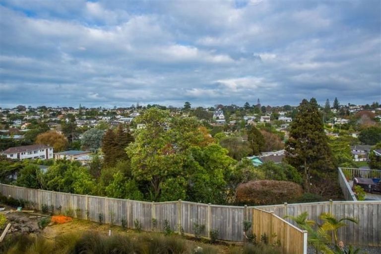 Photo of property in 43 Remuremu Street, Long Bay, Auckland, 0630