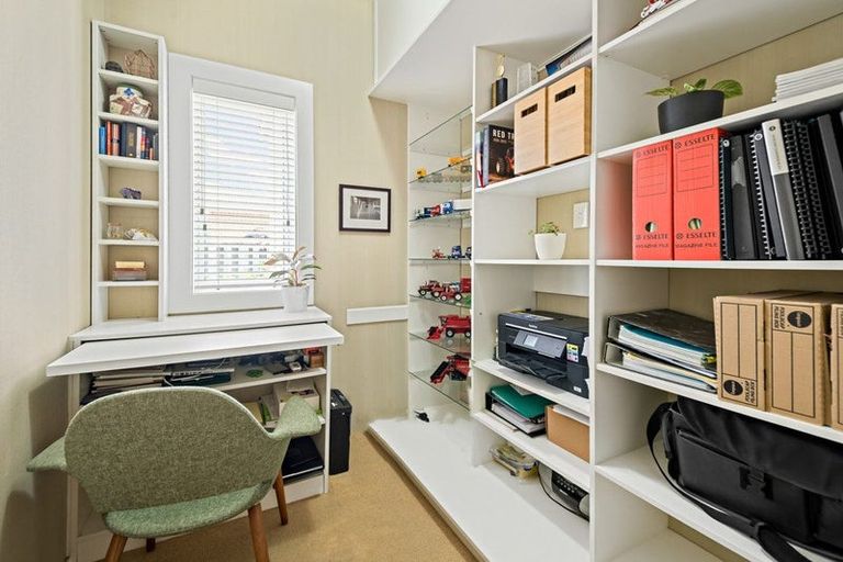 Photo of property in 28 Helvetia Road, Pukekohe, 2120