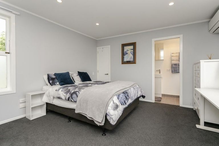 Photo of property in 8 Leslie Avenue, Sandringham, Auckland, 1025