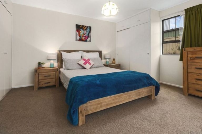 Photo of property in 5 Lagden Street, Camborne, Porirua, 5026