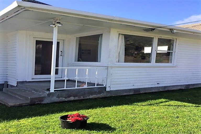 Photo of property in 45 Beazley Avenue, Paparangi, Wellington, 6037